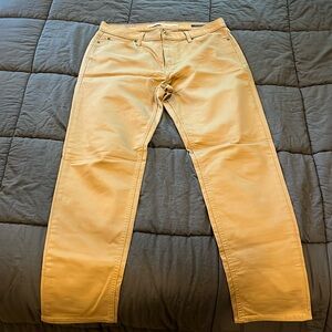 Banana Republic Atheltic Fit Travel Jeans 34x32